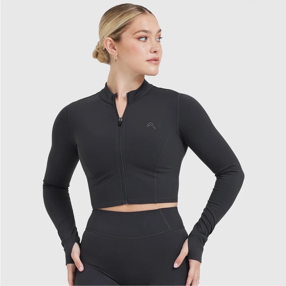 Oner Active Women's Black Cropped Zip-Up Jacket
